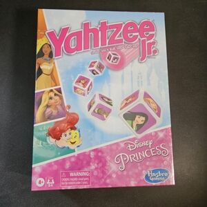 Hasbro Games Yahtzee Jr. Disney Princess 2020 New sealed